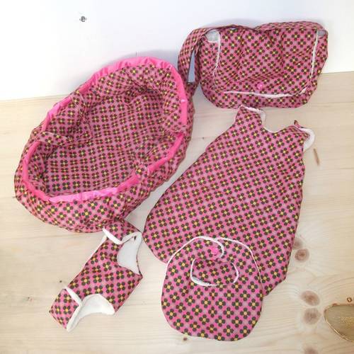 sac a langer pour poupee