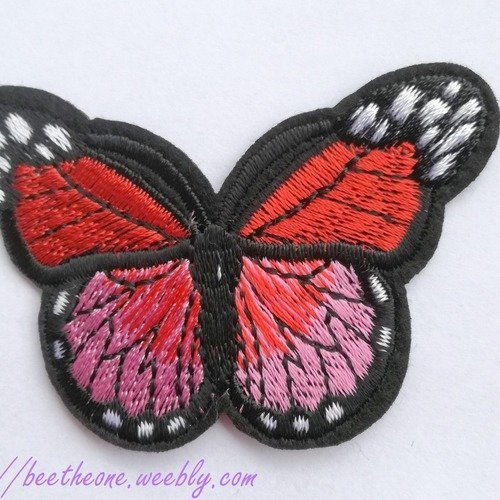 Applique écusson patch thermocollant grand papillon monarque dégradé (à coudre ou à repasser) - rouge/rose clair