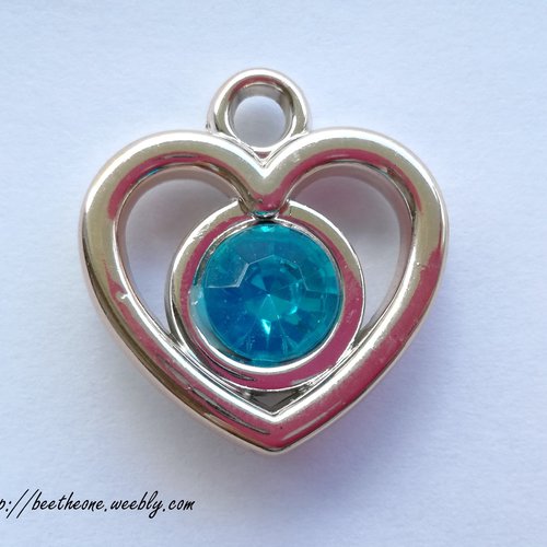 Breloque coeur avec pierre colorée - 20 mm - trou 4 mm - bleu turquoise