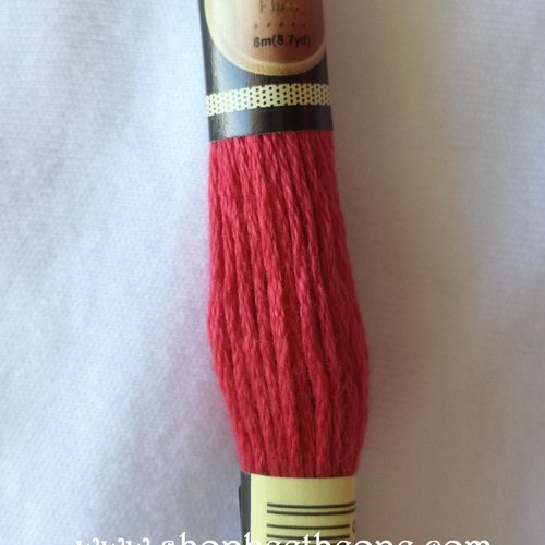 Fil à broder - équivalent n° dmc 347 rouge égyptien - écheveau de coton mouliné pour broderie - 8 m - 6 brins