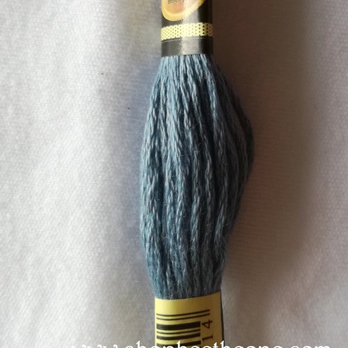 Fil à broder - équivalent n° dmc 931 bleu gris - écheveau de coton mouliné pour broderie - 8 m - 6 brins