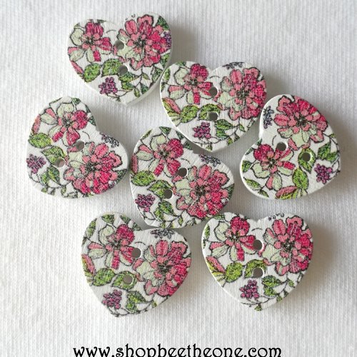 Bouton petit coeur "fleurs roses ou violettes" en bois - 17 mm - modèle b