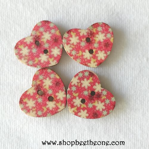 Bouton petit coeur "fleurs multicolores sur fond rose ou orange" en bois façon vintage - 17 mm - modèle a