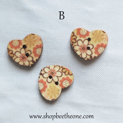 Bouton petit coeur "fleurs jaunes et rouges" en bois façon vintage - 17 mm - modèle b