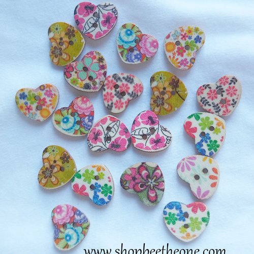 Lot de 19 boutons petit coeur "fleurs multicolores" en bois façon vintage - 17 mm - prix réduit