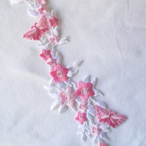 Maxi applique broderie patch thermocollant tige fleur avec papillons 27 x 6,5 cm (à coudre ou repasser) - coloris b