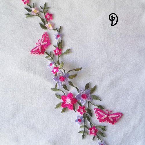 Maxi applique broderie patch thermocollant tige fleur avec papillons 27 x 6,5 cm (à coudre ou repasser) - coloris d