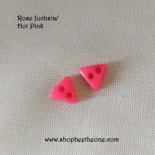 Mini bouton triangle en plastique - 6 mm - rose fuchsia