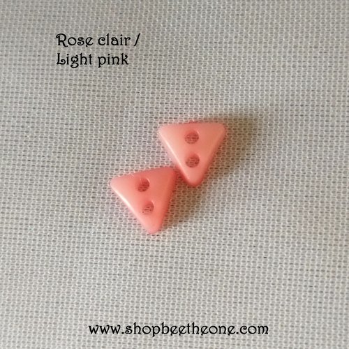 Mini bouton triangle en plastique - 6 mm - rose clair