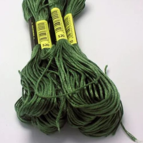 Fil à broder - équivalent n° dmc 520 vert de gris - écheveau de coton mouliné pour broderie - 8 m - 6 brins