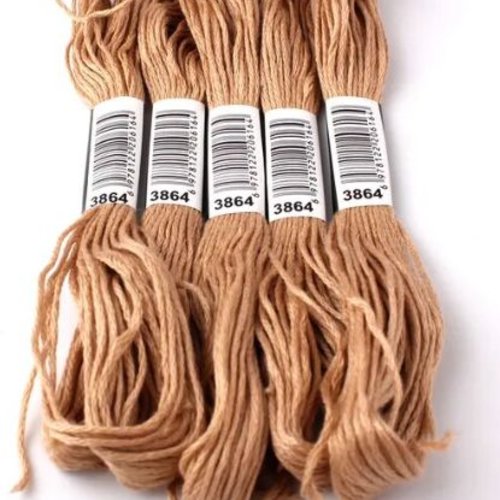 Fil à broder - équivalent n° dmc 3864 laine de vigogne - écheveau de coton mouliné pour broderie - 8 m - 6 brins