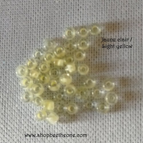 Lot de 1 g de perles de rocaille intercalaire graine en verre - 2 mm - jaune clair