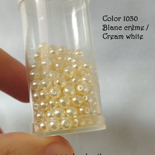 Lot de 10 perles rondes en verre gütermann renaissance - 4 mm - blanc crème (n°1030)