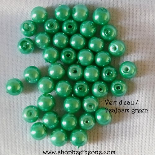 Perle ronde en plastique - 5-6 mm - vert d'eau