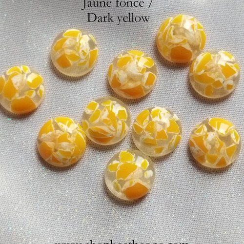 Cabochon rond demi-perle effet craquelures colorées - 12 mm - jaune foncé craquelé