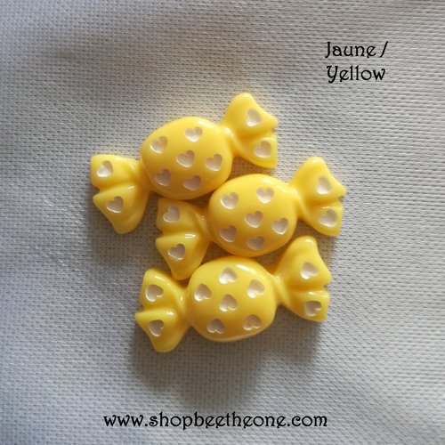 Cabochon plat "bonbon à coeurs" pour embellissement ou miniature - 23 mm - jaune