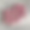 Perle mini coeur imprimé en résine - 7 mm - rose foncé