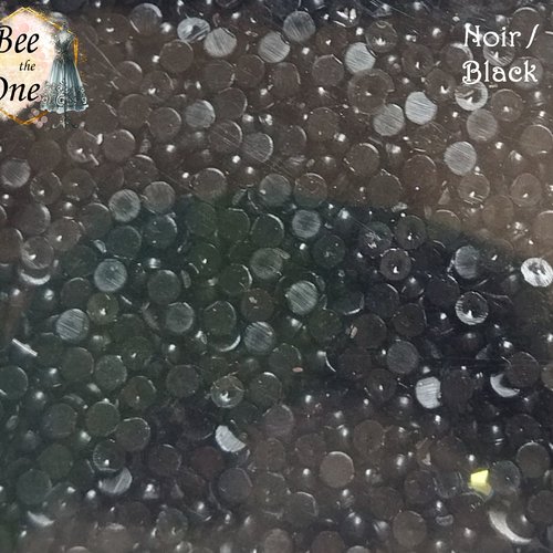 Lot de 1 g (+/- 400 pièces) cabochons strass demi-perle rond - 2 mm - noir
