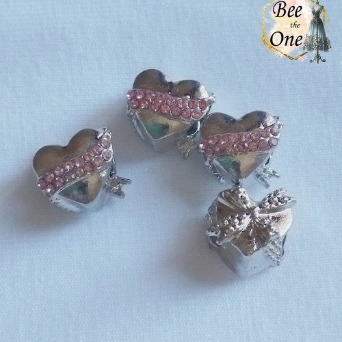Perle petit coeur strass et noeud - en métal - 10 mm - trou 5 mm - strass roses