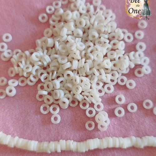 Lot de 2g (+/- 100 pièces) de perles heishi katsuki rondelle en polymère - 4 mm - camaïeu blanc