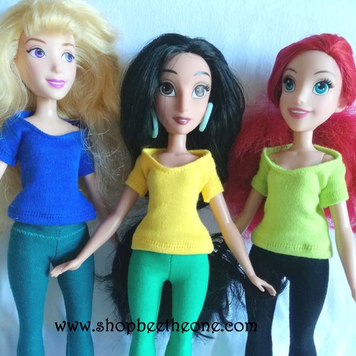 Vêtement t-shirt manches courtes pour poupées disney princesses (hasbro) - 5 coloris - collection basics