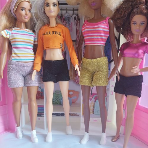 Vêtement short brillant pour poupées barbie - 3 couleurs - curvy - collection glitter party