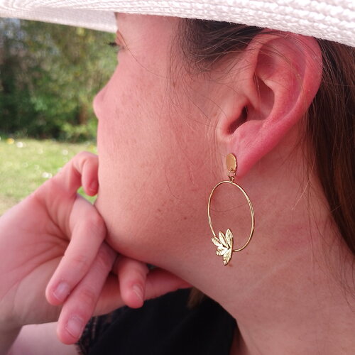 Boucles d'oreilles dorées créoles  • bijoux pour femme • bijou • bohème • tendance • cadeau pour elle