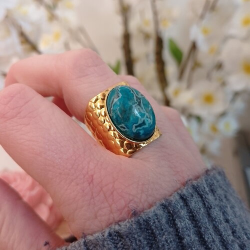 Grosse bague ajustable doré et sa pierre gemme agate bleu• bagues réglables •  bijoux femme • idée cadeau • tendance