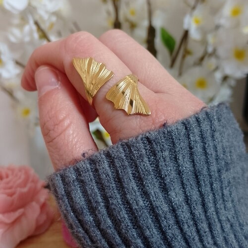 Bague ajustable en acier inoxydable doré feuille de ginkgo • bagues réglables •  bijoux femme • idée cadeau femme