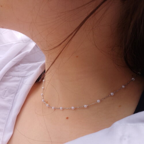 Collier fin argenté et perles blanches • cadeau femme • bijou pour femme • tendance • livraison gratuite