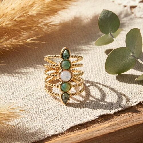 Bague dorée en acier inoxydable avec pierres naturelles