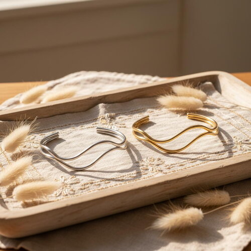 Bracelet jonc vague en acier inoxydable argenté ou doré - bijou minimaliste résistant à l'eau