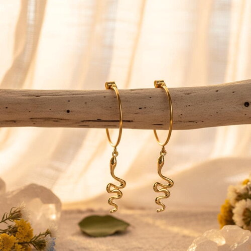 Boucles d’oreilles créoles dorées serpent – bijoux acier inoxydable femme style bohème chic