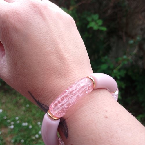 Gros bracelet jonc élastique en perles tubes incurvés rose | bijoux pour femme | bracelet de plage | tendance | été | cadeau pour elle