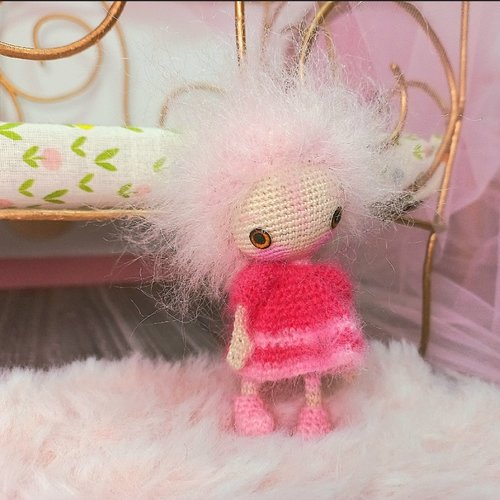 Poupée crochet,  miniature crochet,  petite poupée,  babyly
