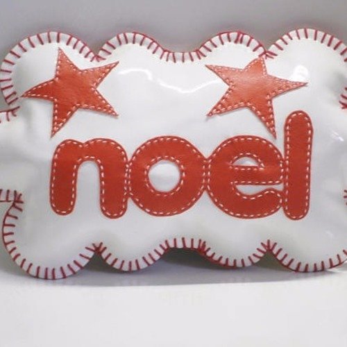 Original coussin deco !!cloud noel!!en simili cuir blanc taille 29cm x 17cm 