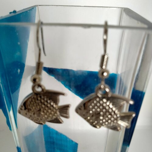 Boucles d'oreilles poisson en métal argenté pour enfants