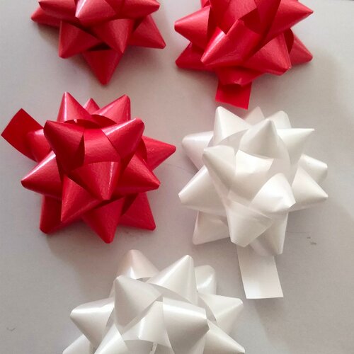 5 étoiles adhésives blanches et rouges polypropylène