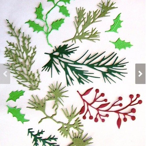 11 feuilles décoratives de noël en papier