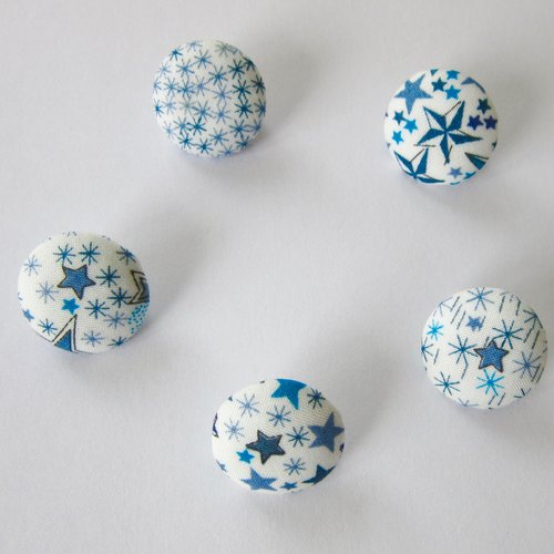 5 boutons recouverts de liberty of london - adelajda bleu