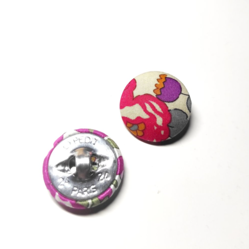 Bouton tissu liberty exclusif betsy dragon fruit vendu à l'unité