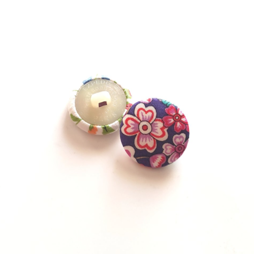 Bouton liberty anokhi rose a vendu à l'unité