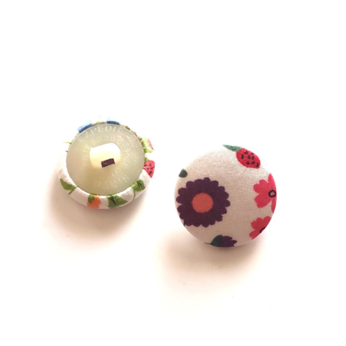 Bouton liberty  little mirabelle a vendu à l'unité