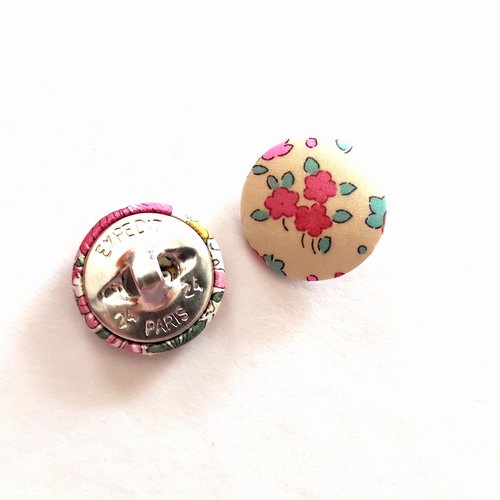 Bouton liberty exclusif ella & libby chantilly vendu à l'unité