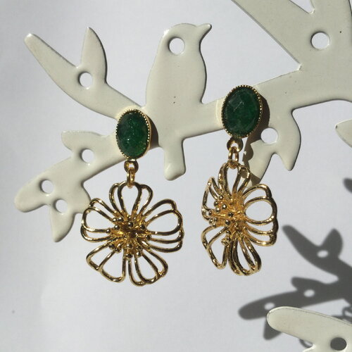 Boucles d'oreilles fleurs, boucles fleurs dorées, clous d'oreilles, aventurine