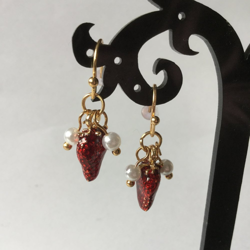 Boucles d'oreilles fraises