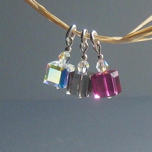 "mini cubique" pendentif cube cristal swarovski et argent