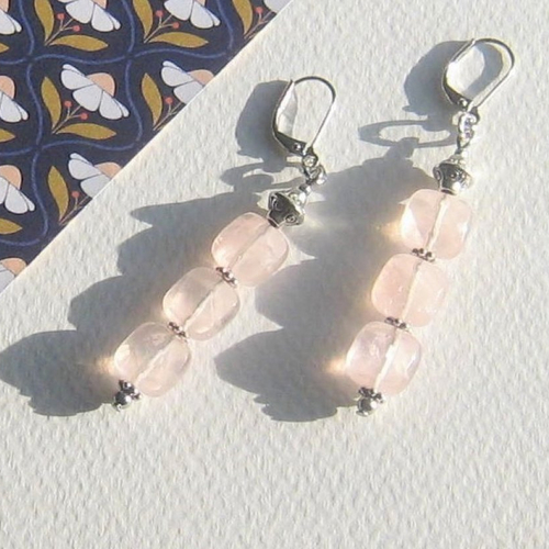 Boucles d'oreilles roses "rêve de quartz" pierres gemmes pierre naturelle quartz rose argent tibétain attaches acier rhodium