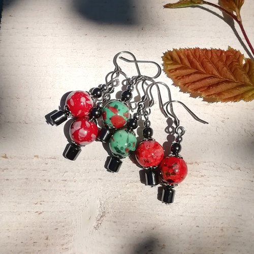 Soirée zen - boucles d'oreilles rouge ou vert céramique pierre fine hématite acier inoxydable