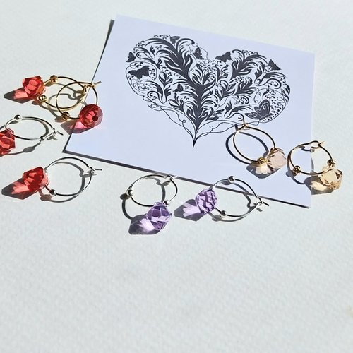 Boucles d'oreilles cristal swarovski "mini toupies" au choix rouge mauve topaze attaches plaqué or argent